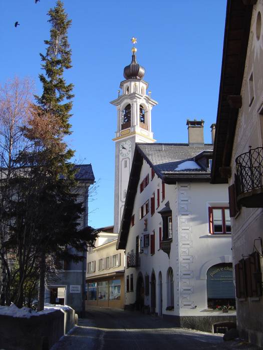 Sonntagmorgen in Samedan Sonntagmorgen in Samedan