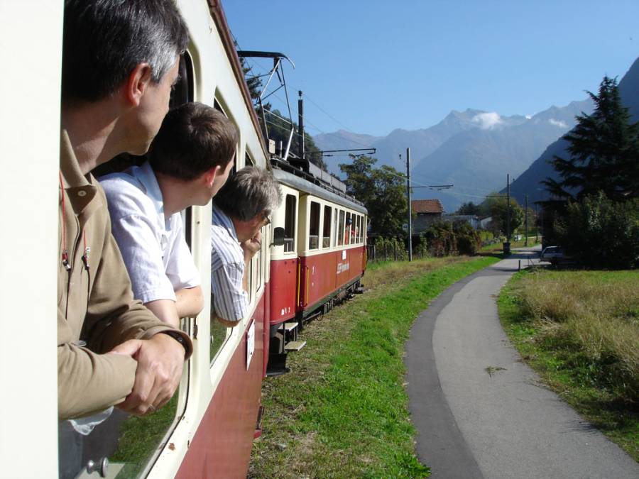 ... der Kluge reist im Zuge (mit der Misoxerbahn)