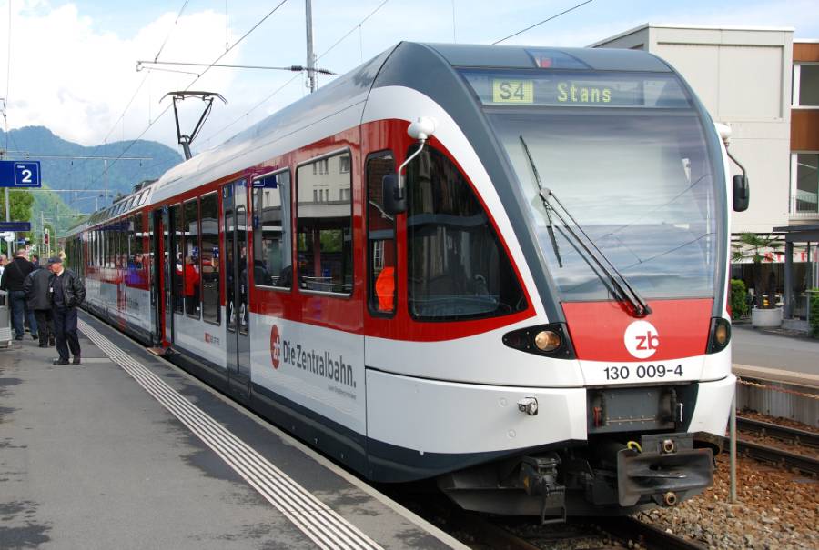 und mit einem Spatz der Zentralbahn weiter nach Stans.