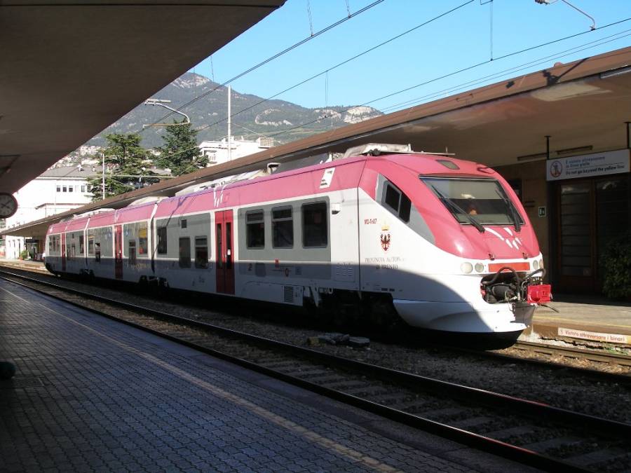 Ein Diesel-MD-Tn `Minuetto` in Trient. Ein Diesel-MD-Tn `Minuetto` in Trient.