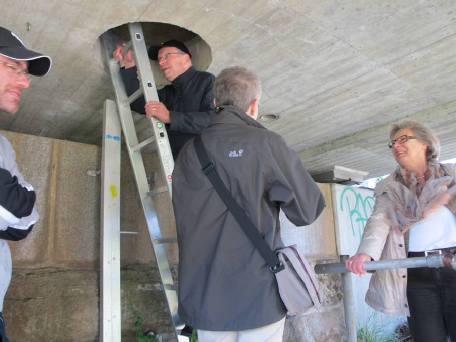 ... und der Einstieg in die Brücke.