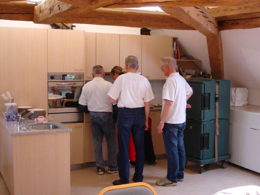 Die Küchenmannschaft verpflegte wie jedes Jahr Jedermann mit Warmen Mahlzeiten