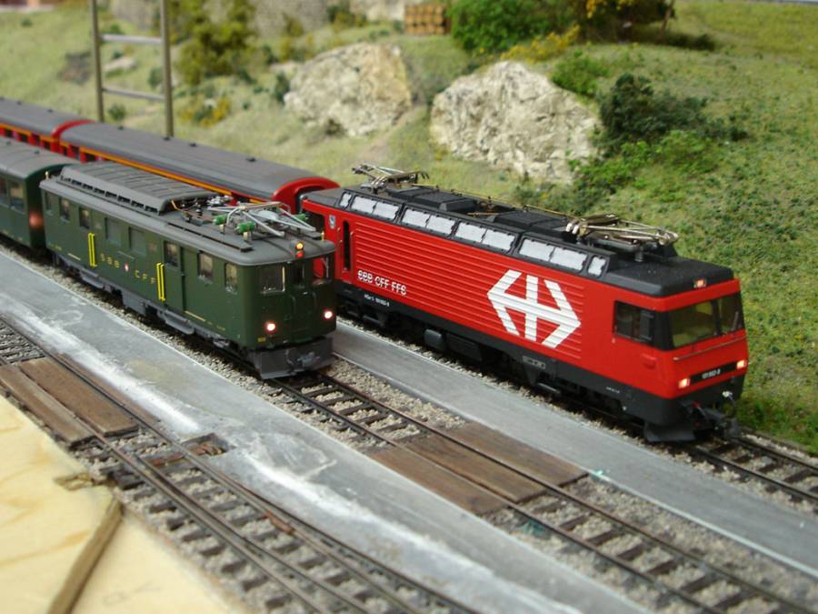 H0m ohne RhB! Am TdoT 2008 wurde nur mit BOB, GFM, LSE, MOB, und SBB gefahren. H0m ohne RhB! Am TdoT 2008 wurde nur mit BOB, GFM, LSE, MOB, und SBB gefahren.