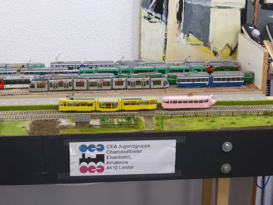 Die Abstellgruppe der Trams. Vorne fährt ein noch nicht ganz fertiges BLT-Tram... Die Abstellgruppe der Trams. Vorne fährt ein noch nicht ganz fertiges BLT-Tram...