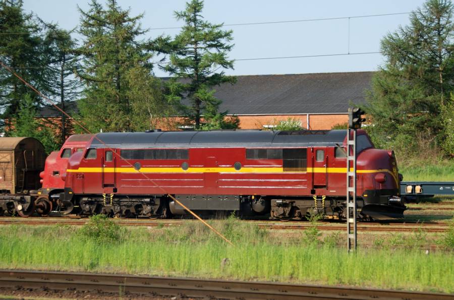 Zwei private NOHAB-Diesel, vorne die MX 1029 der CFL Cargo Danmark.