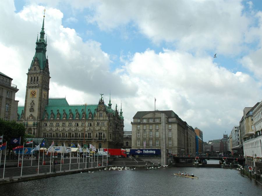 ...Hamburg ...Hamburg