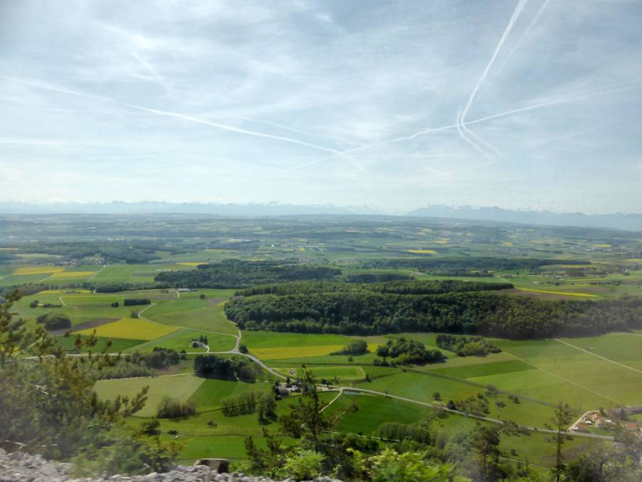 Unterwegs gabs eine super Aussicht (wenn auch nur durch die Scheibe). Unterwegs gabs eine super Aussicht (wenn auch nur durch die Scheibe).