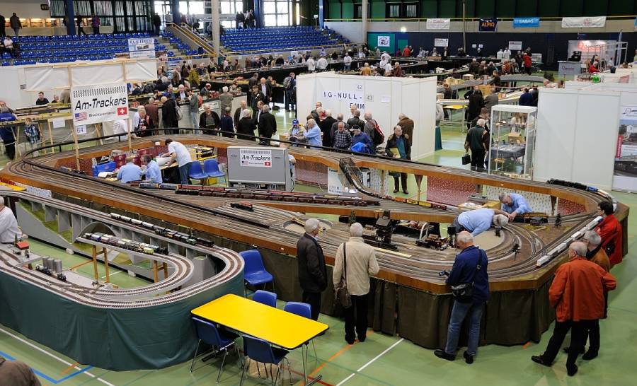 Trotz der grossen Spur 0 Anlagen, bleibt in der Stadthalle in Olten noch... Trotz der grossen Spur 0 Anlagen, bleibt in der Stadthalle in Olten noch...